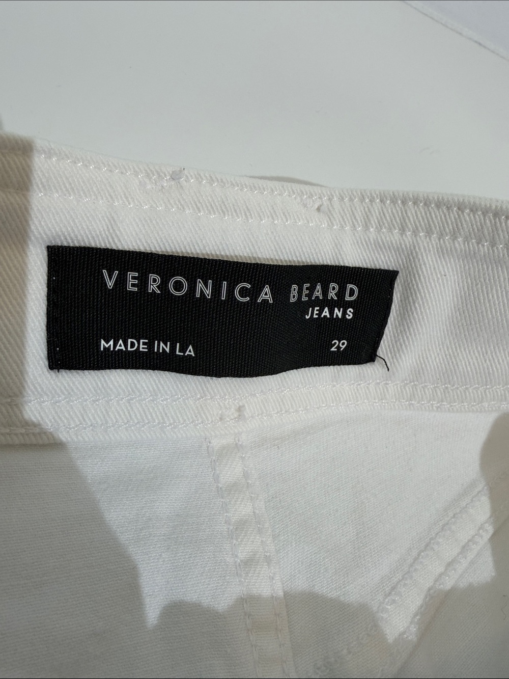 Veronica Beard Louvisa Short Size 29 White Denim EUC - Picture 3 of 10